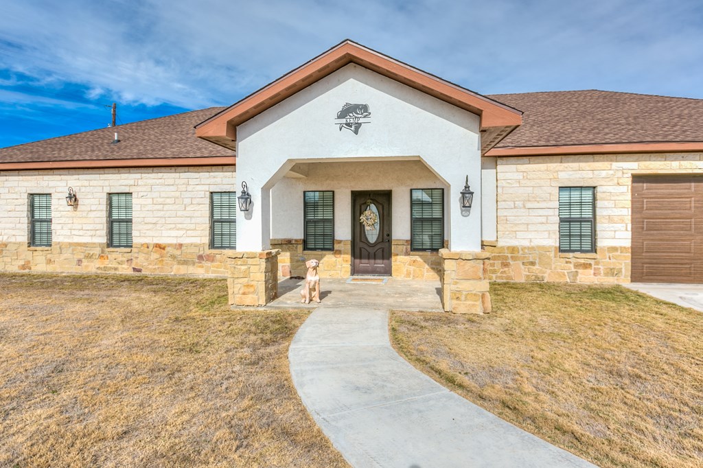 15016 Fm 1929 Property Photo 7