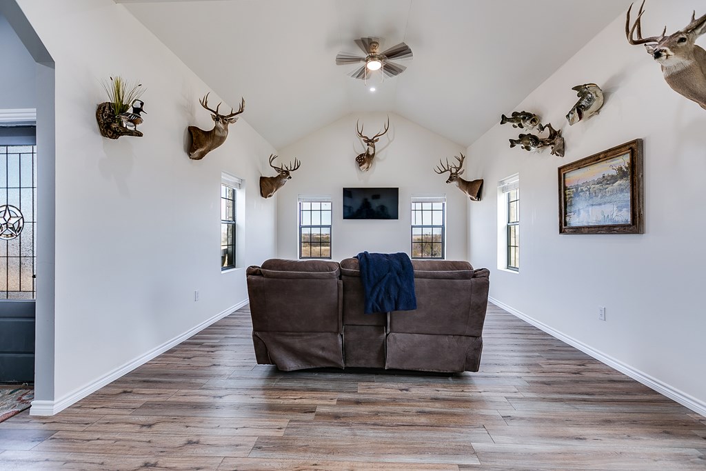 15016 Fm 1929 Property Photo 20