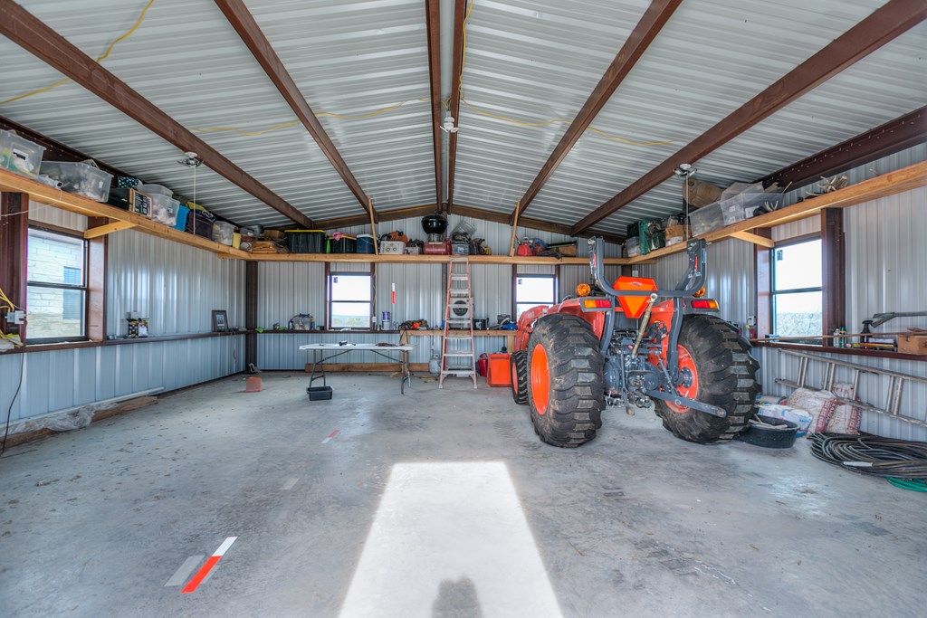 15016 Fm 1929 Property Photo 35