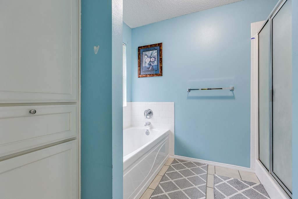 4929 Royal Oak Dr Property Photo 18