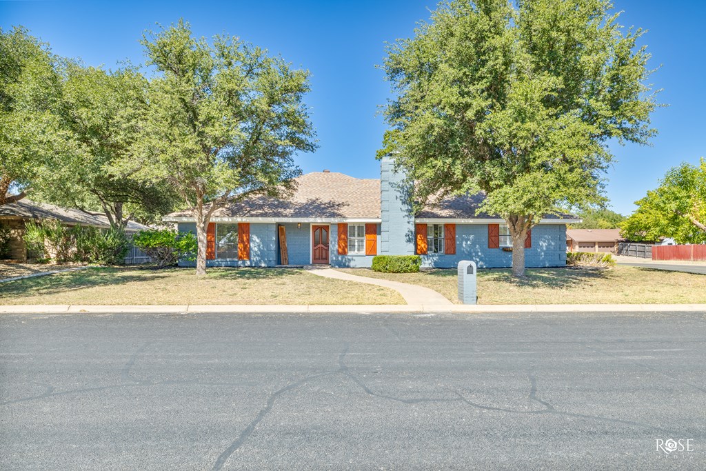 3202 Ridgecrest Lane Property Photo 2