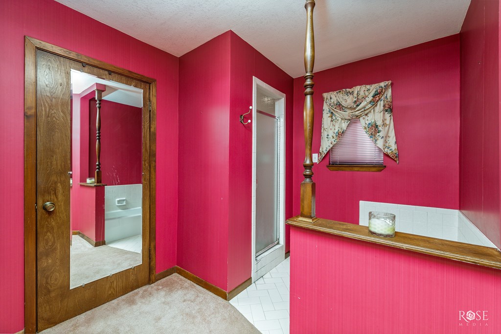 114 Oakwood St Property Photo 24