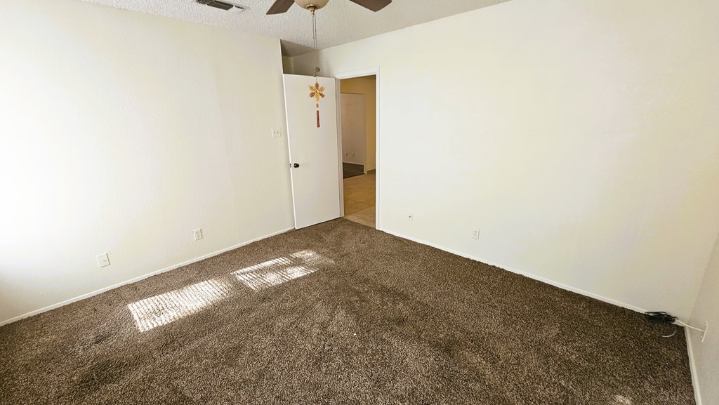 3326 Erin St Property Photo 7
