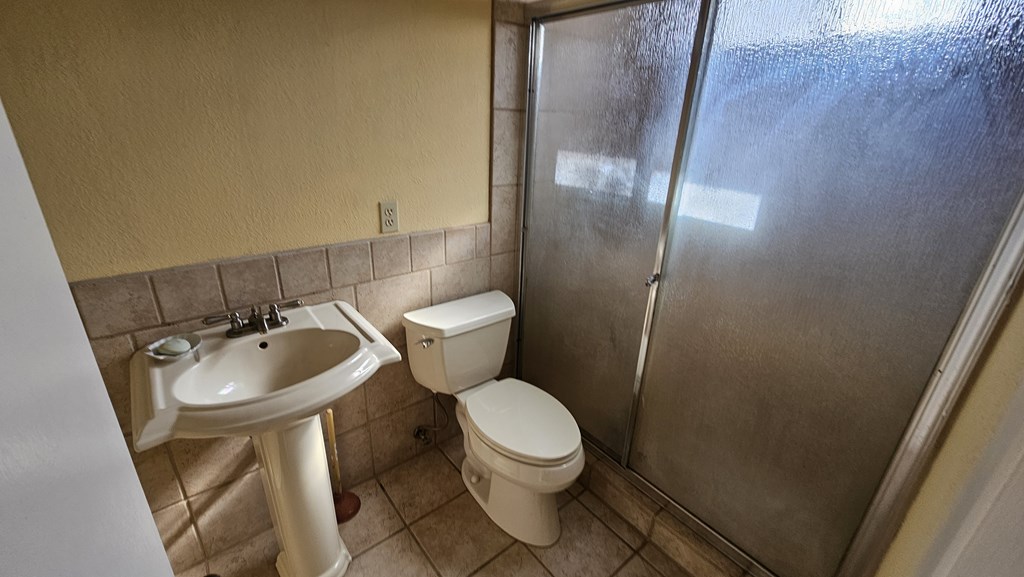 3326 Erin St Property Photo 8