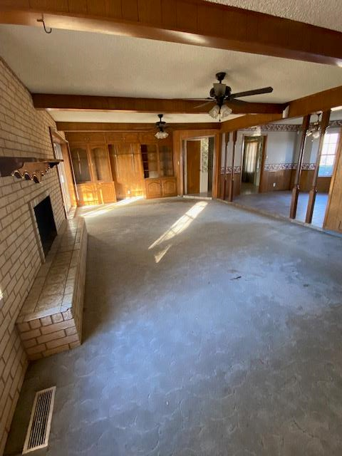 8009 Doss Lane Property Photo 3