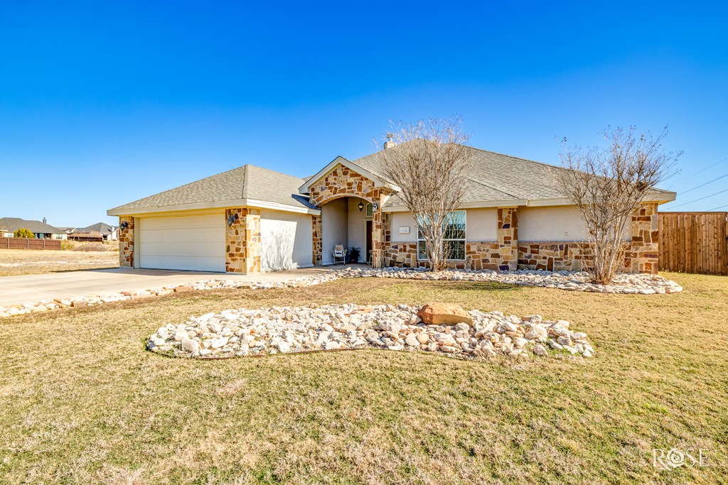 6242 Hallye Court Property Photo 6