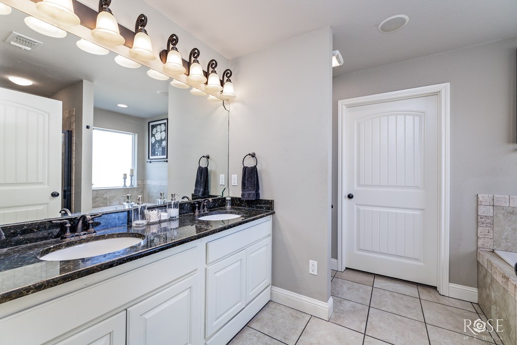 6242 Hallye Court Property Photo 19