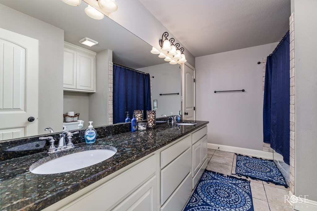 6242 Hallye Court Property Photo 27