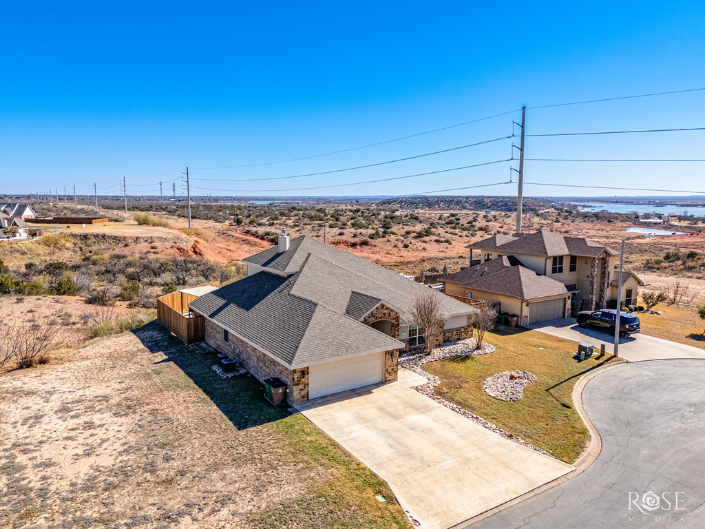6242 Hallye Court Property Photo 45
