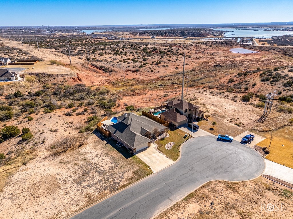 6242 Hallye Court Property Photo 47