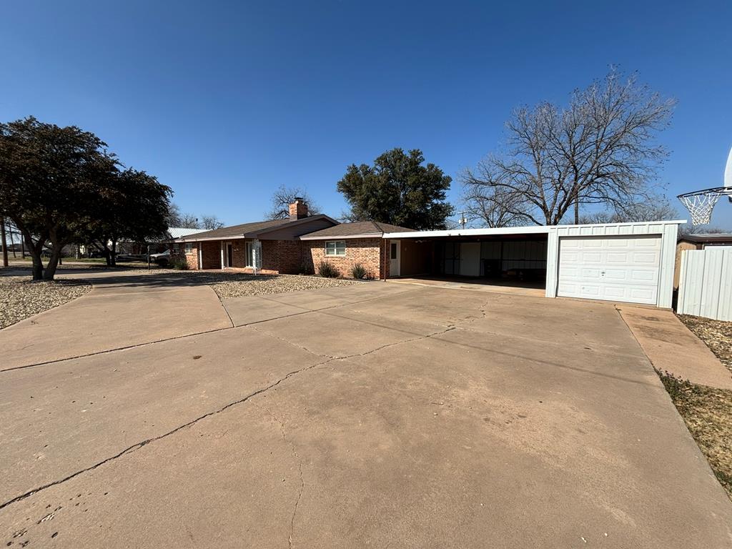 312 W Main St Property Photo 60