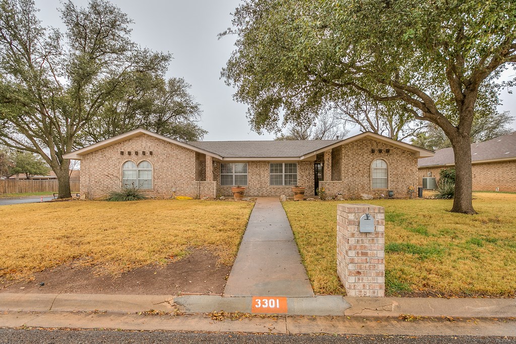 3301 Southland Blvd Property Photo 31