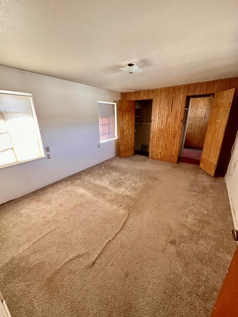 1705 Kenwood Dr Property Photo 15