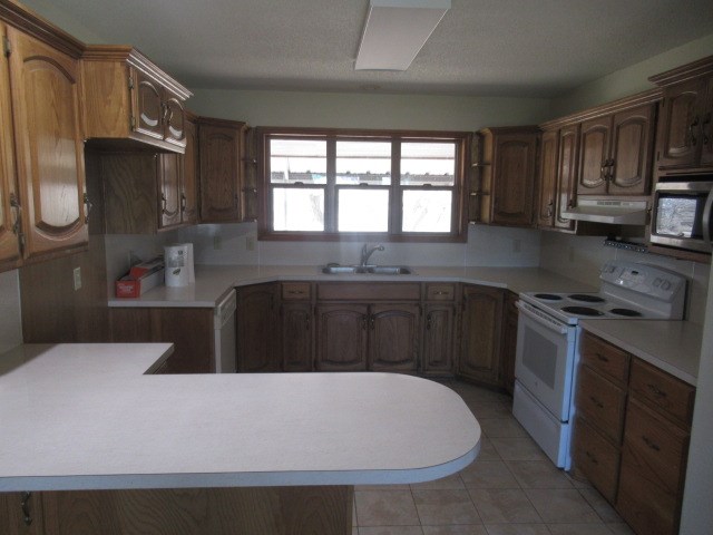 601 County Rd 459 Property Photo 2