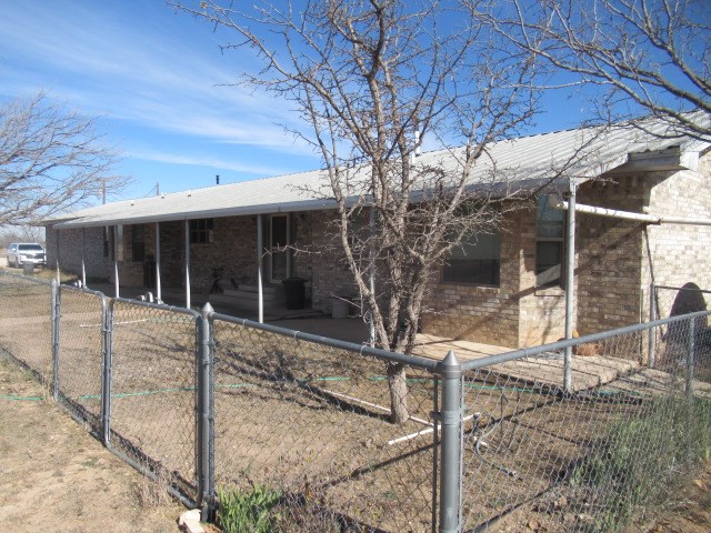 601 County Rd 459 Property Photo 15