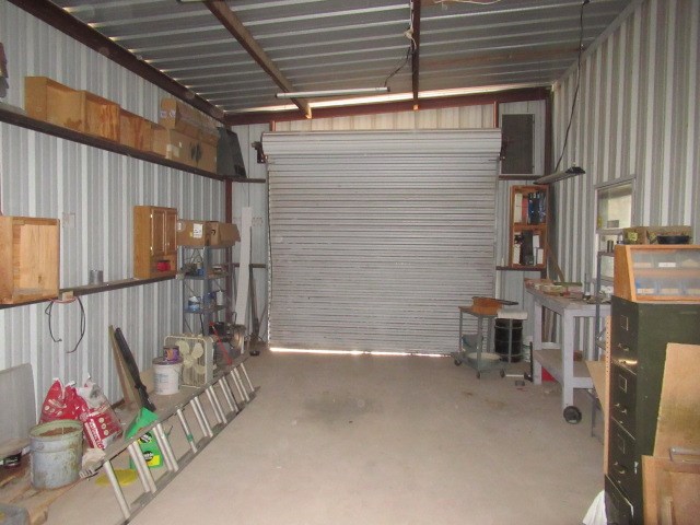 601 County Rd 459 Property Photo 25