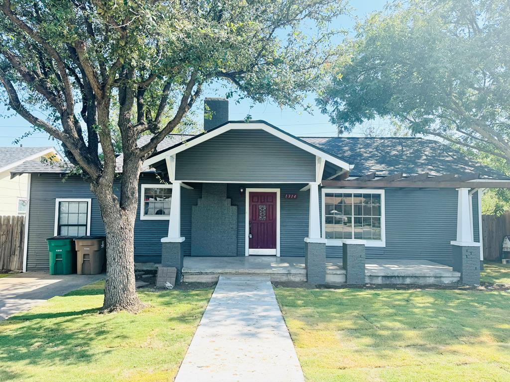 1314 S Jackson Ave Property Photo