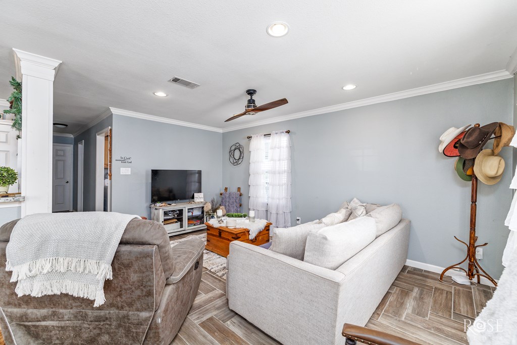 6414 Fm 380 Property Photo 5