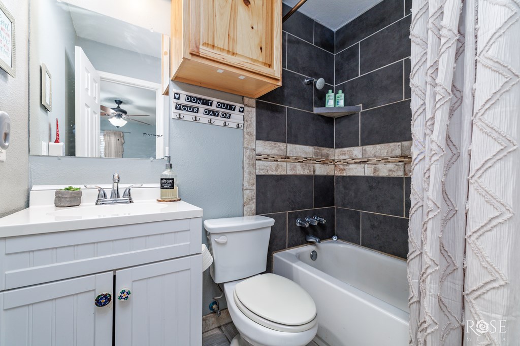 6414 Fm 380 Property Photo 12