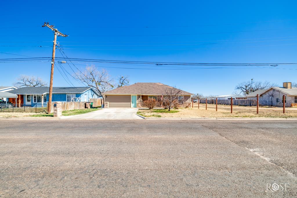 3118 Travis St Property Photo 5
