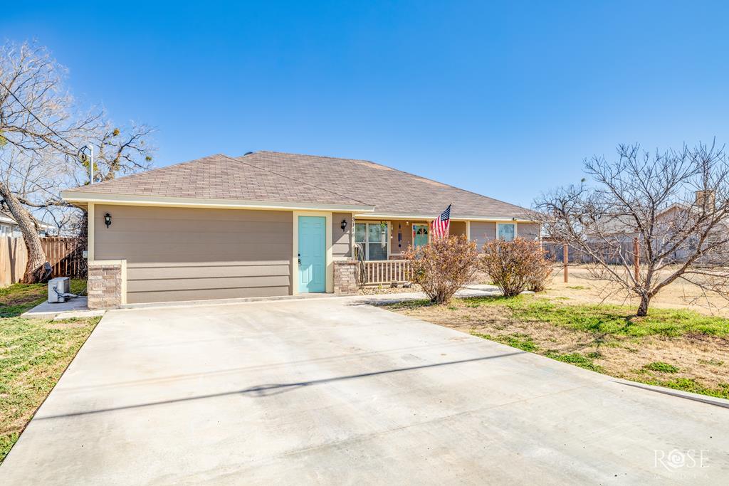 3118 Travis St Property Photo 6