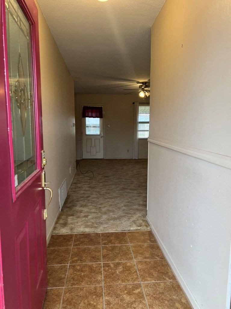 905 Ave D Property Photo 4