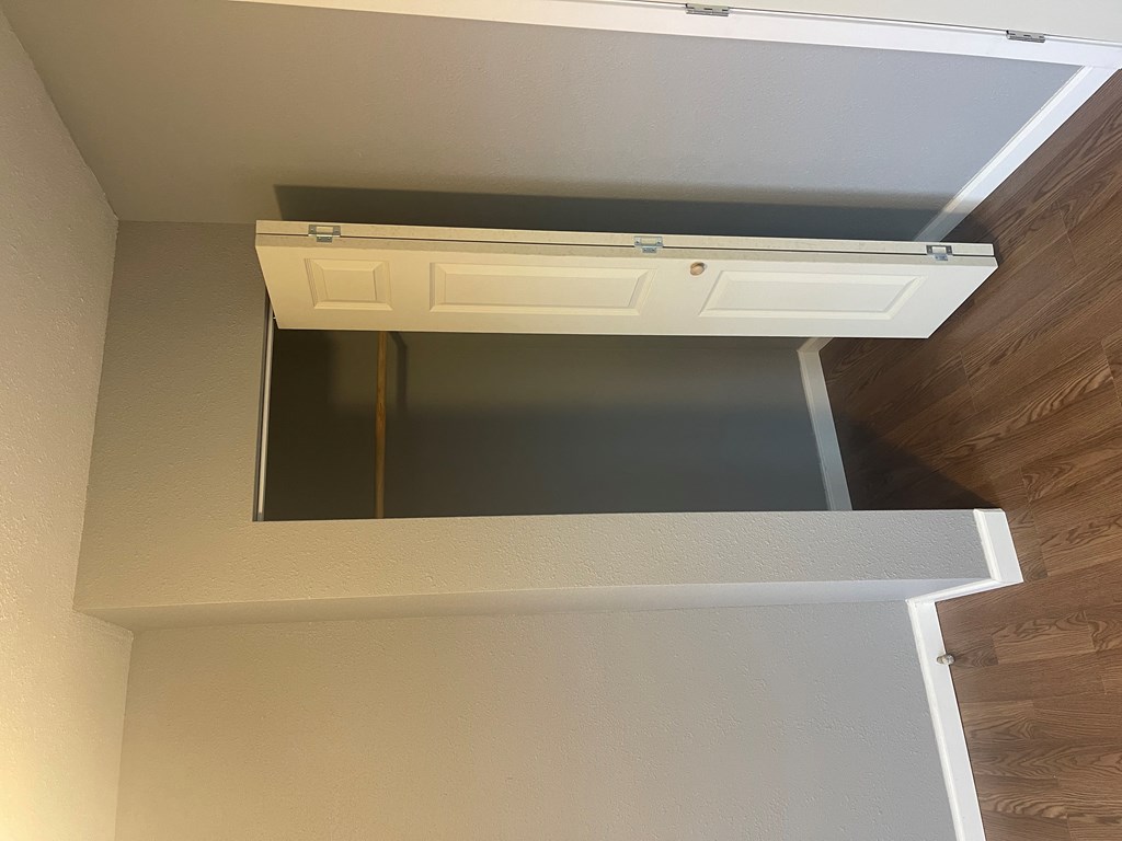 200 Sealy St Property Photo 6