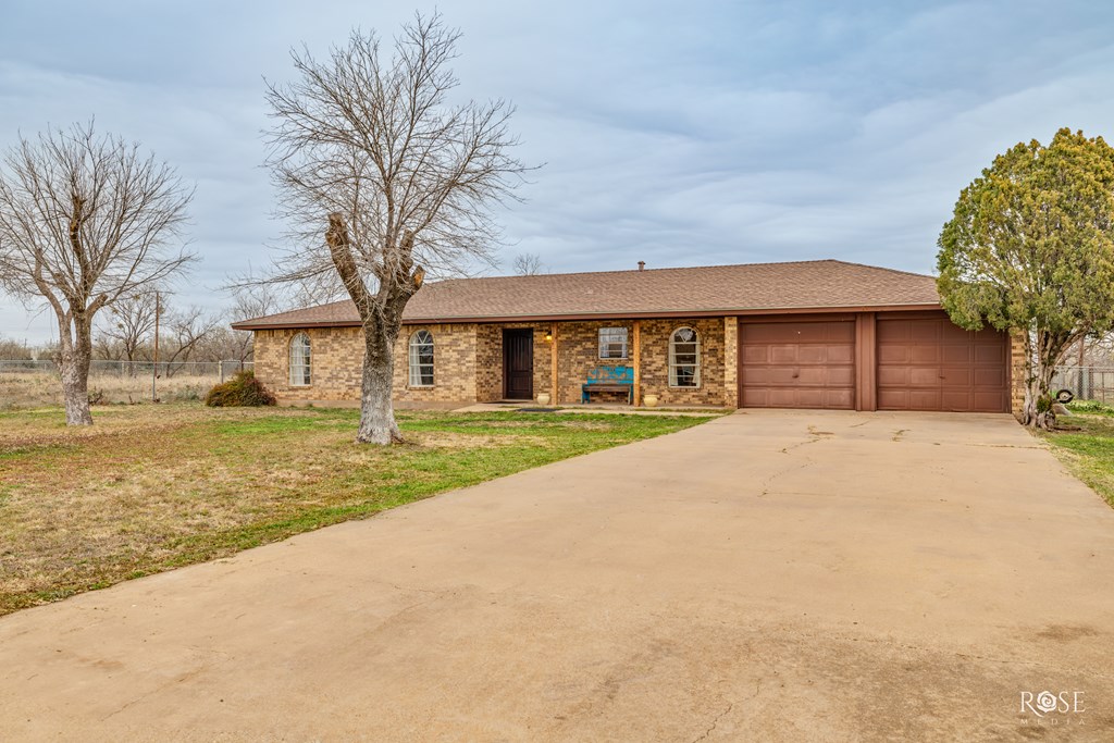 10886 Mt Nebo Rd Property Photo 2