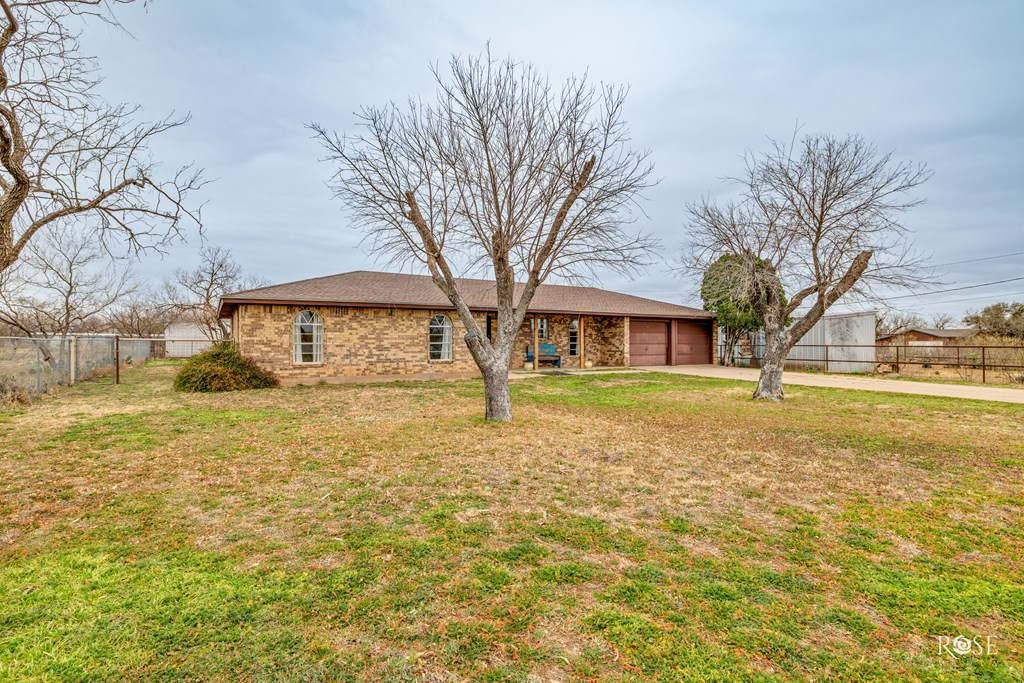 10886 Mt Nebo Rd Property Photo 3