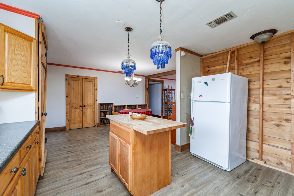 8458 W Grape Creek Rd Property Photo 11