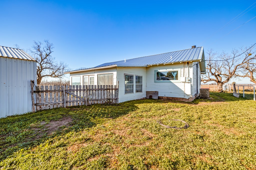8458 W Grape Creek Rd Property Photo 25
