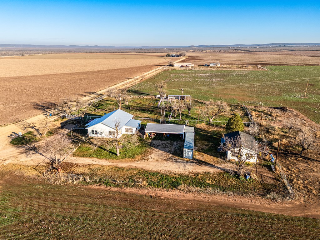 8458 W Grape Creek Rd Property Photo 37