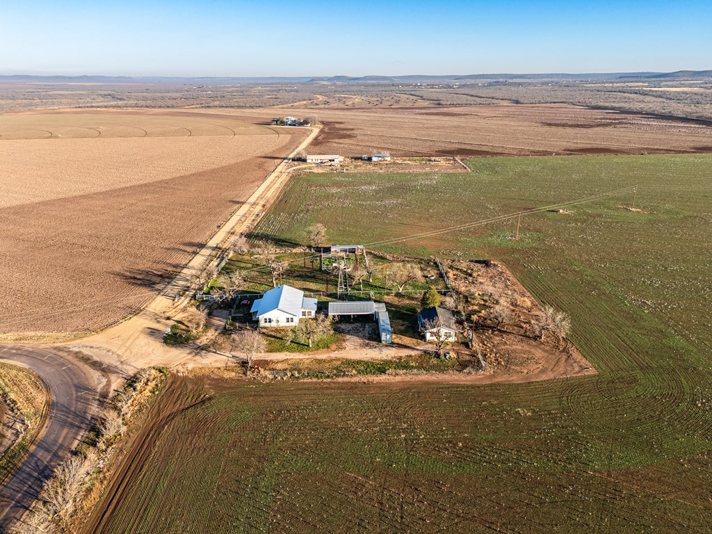 8458 W Grape Creek Rd Property Photo 38