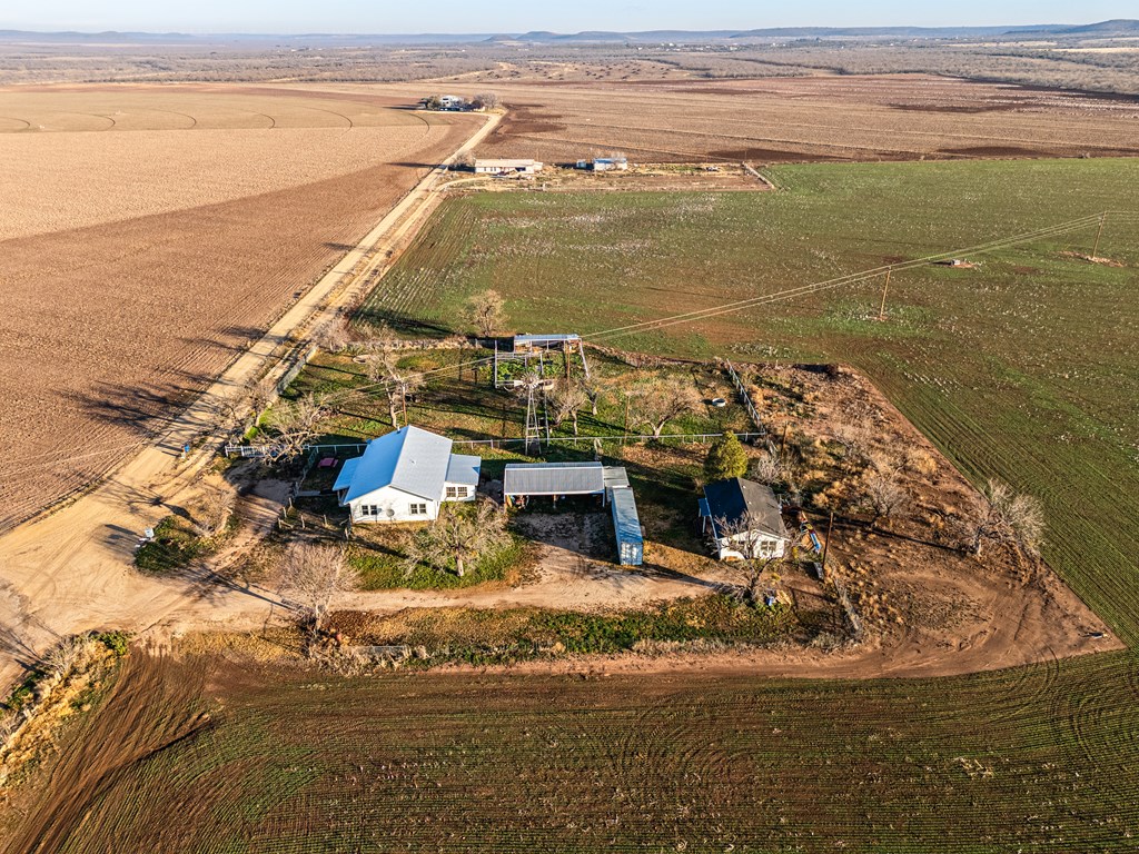 8458 W Grape Creek Rd Property Photo 41