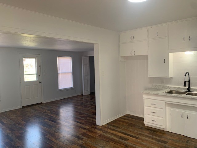 2010 Woodlawn Dr Property Photo 9