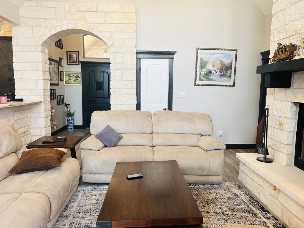 5074 Grey Wolf Lane Property Photo 14