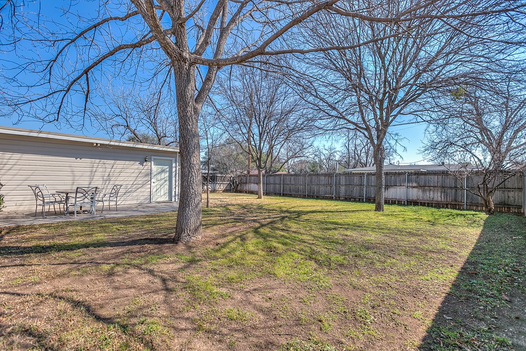 2801 W Beauregard Ave Property Photo 6