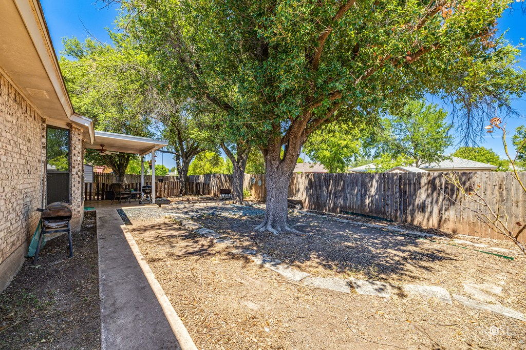 1216 Ricks Court Property Photo 24