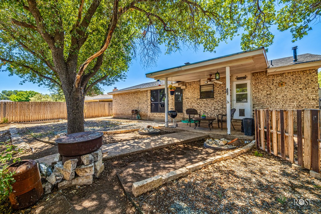 1216 Ricks Court Property Photo 27