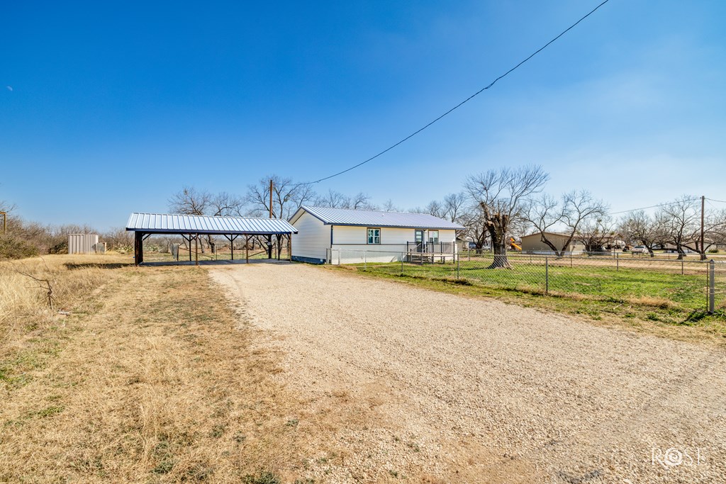 10746 Caribou Trail Property Photo 4