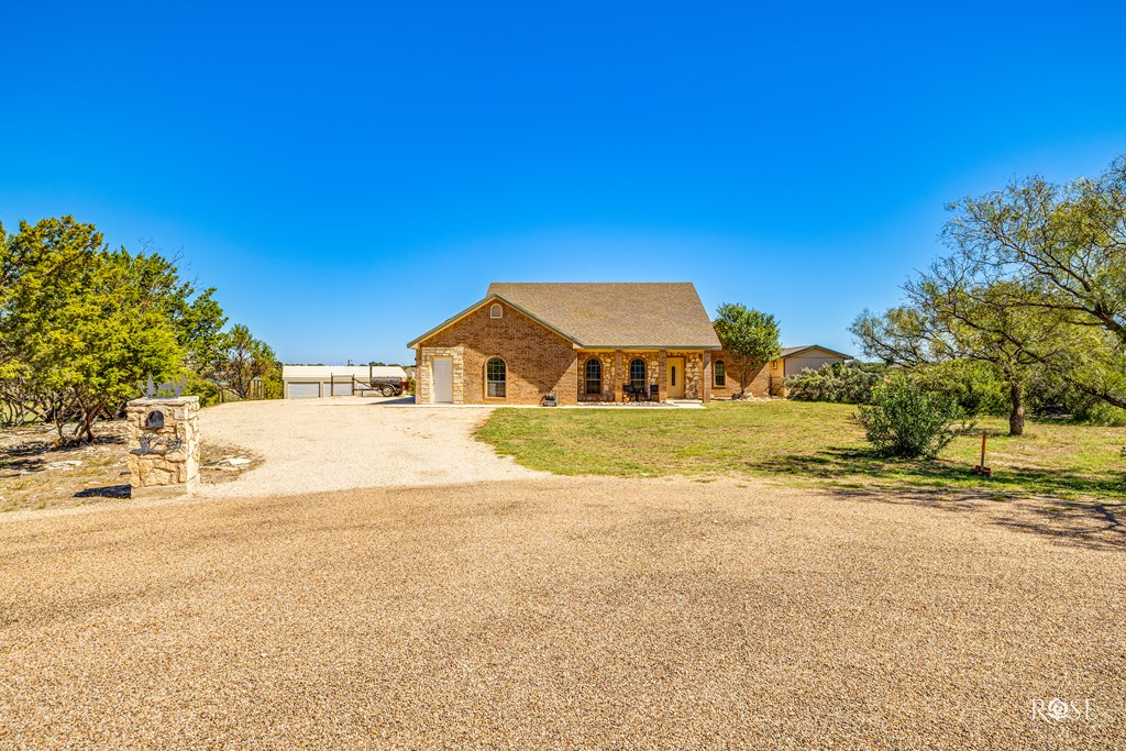 3022 Venado Court Property Photo 5