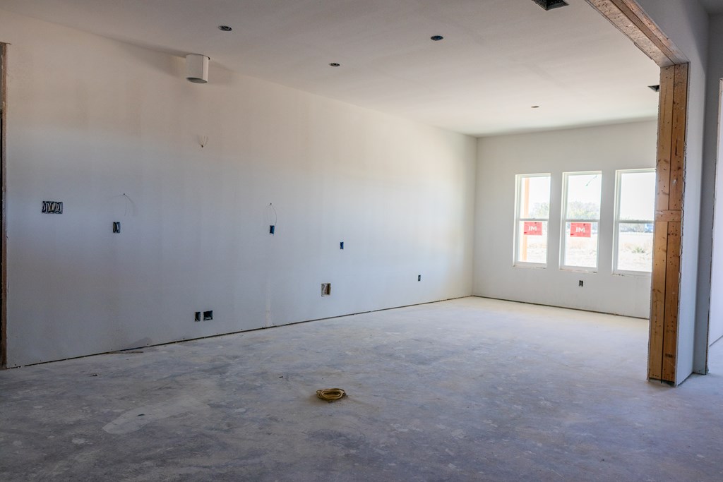 16552 Vaquero Trail Property Photo 5