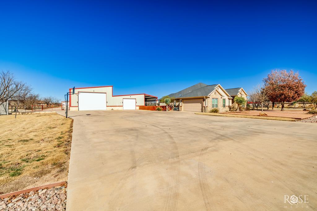 8432 Bison Trail Property Photo 3