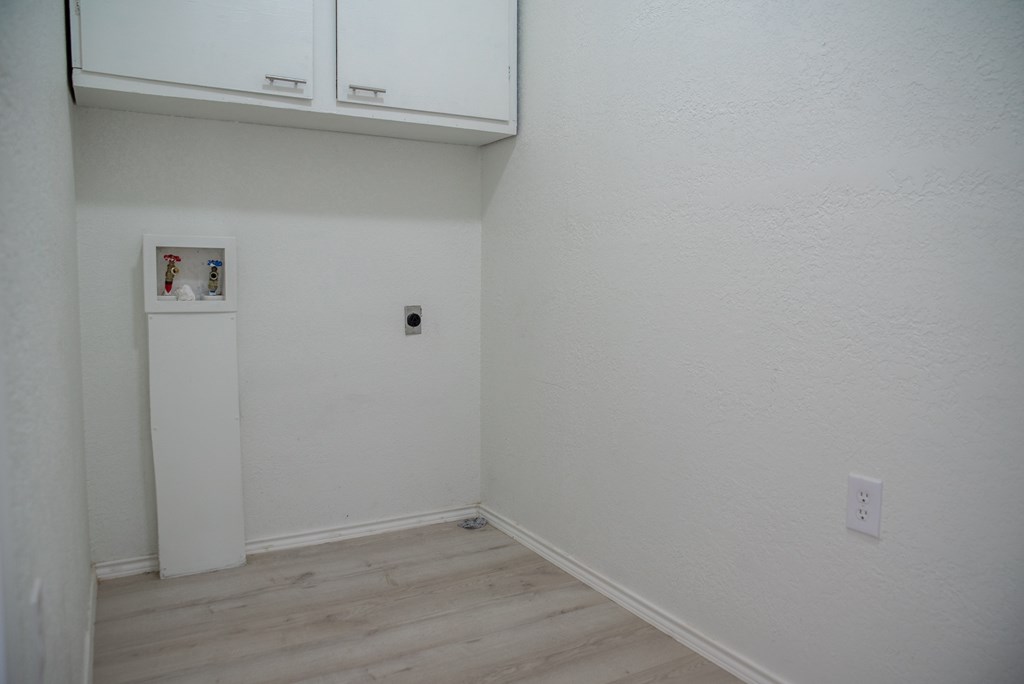 209 6th Ave Property Photo 14