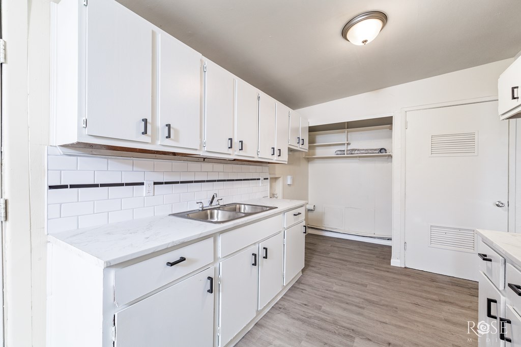 2316 Wilson St Property Photo 5