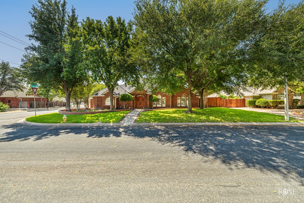 3101 Clearview Dr Property Photo 2