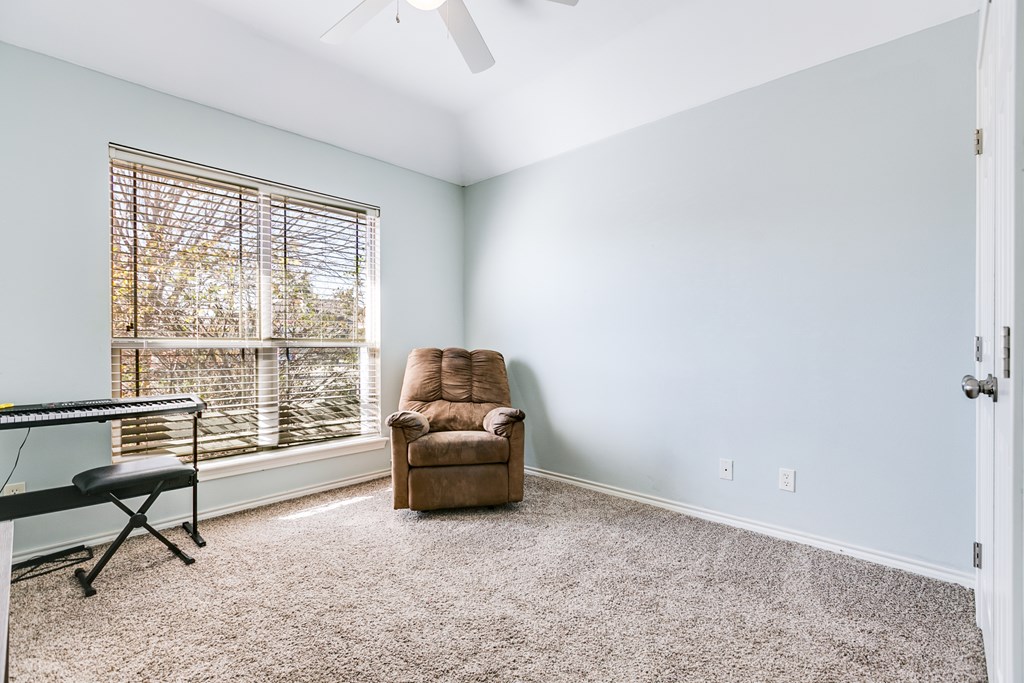 1222 Daniel St Property Photo 23
