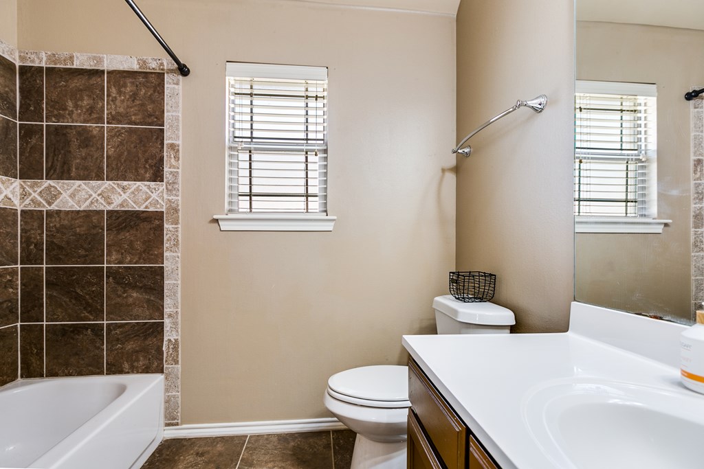 1222 Daniel St Property Photo 25