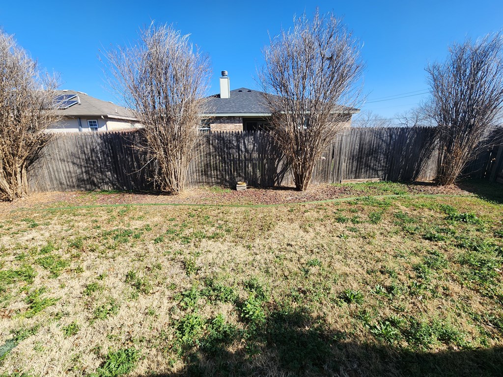 1202 Wallace Lane Property Photo 12