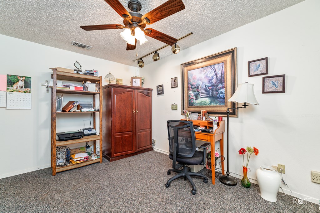 8638 Rainey Rd Property Photo 10